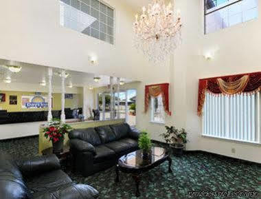 Days Inn By Wyndham San Antonio Southeast Frost Bank Center Exteriér fotografie